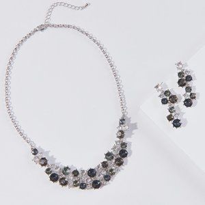 Swarovski Crystals Necklace Earrings Set